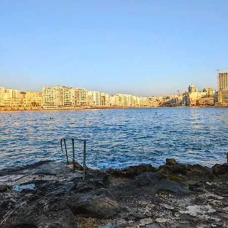 Apartment Kensington By Shmoo - 1 Minute To The Sea Sliema