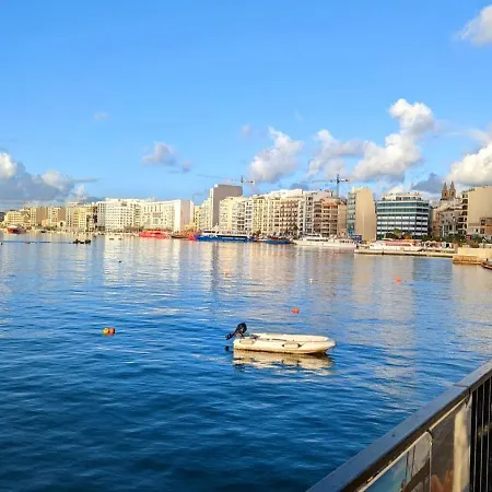 Kensington By Shmoo - 1 Minute To The Sea Apartment Sliema