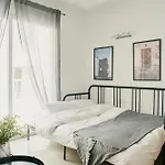 Kensington By Shmoo - 1 Minute To The Sea Apartment