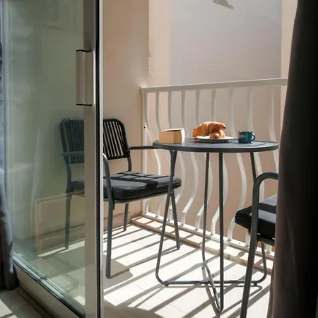 Apartmán Kensington By Shmoo - 1 Minute To The Sea *