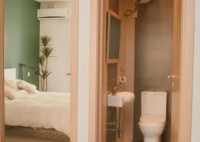 Kensington By Shmoo - 1 Minute To The Sea Daire *