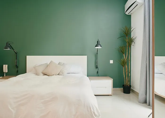 Kensington By Shmoo - 1 Minute To The Sea Daire Sliema