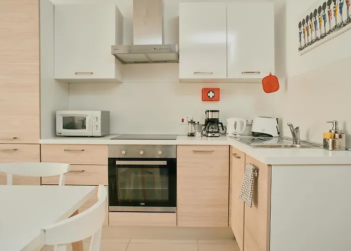 Daire Kensington By Shmoo - 1 Minute To The Sea *